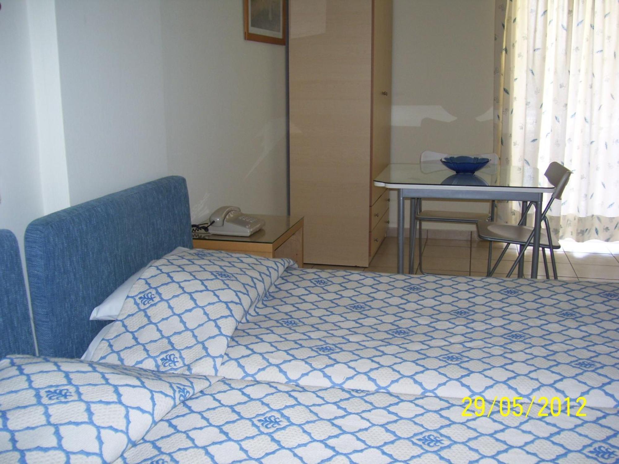 Apelia Residence Agia Marina  Exterior photo
